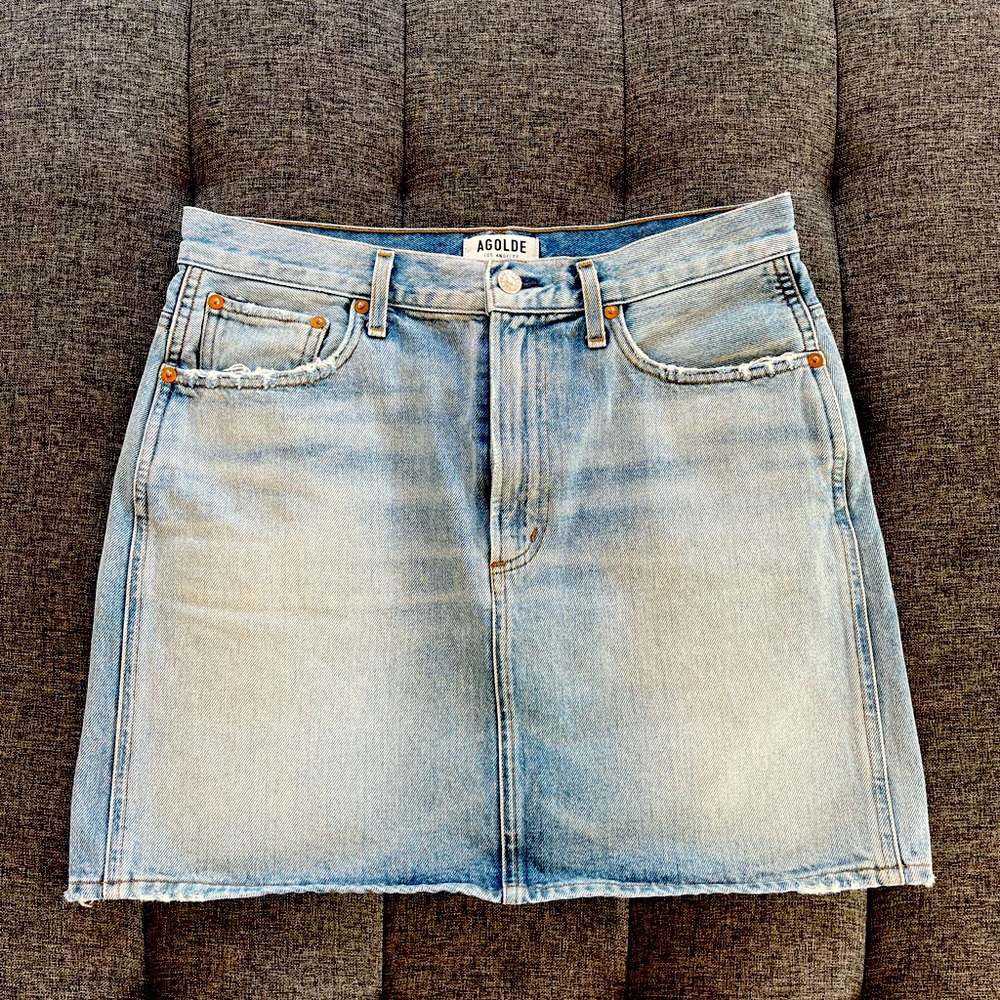 AGOLDE Barely Worn Distressed Light Jean Highwaisted Miniskirt. Size 30